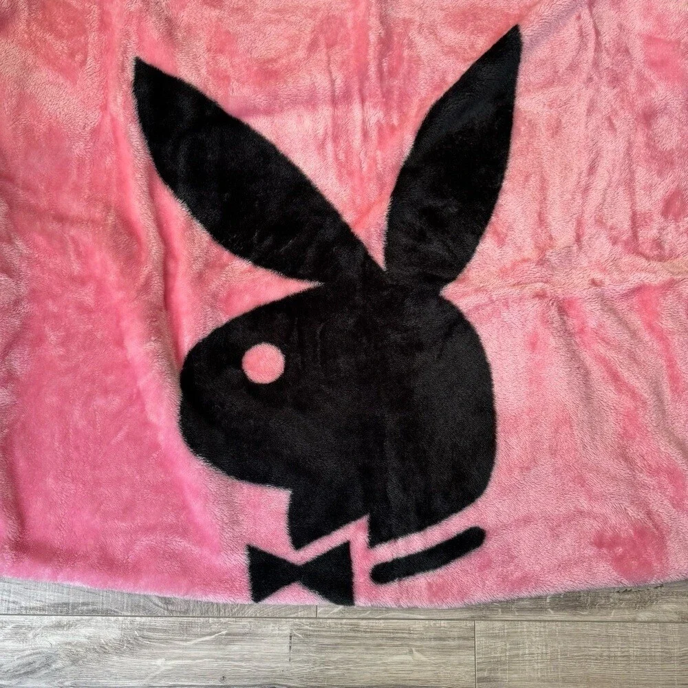 Playboy bunny blanket throw pink Blanket Black Bunny Logo rabbit head 2000s
